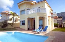 Villa – Arona, Islas Canarias, España. 2 200 000 €