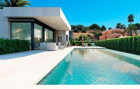 Villa – Calp, Valencia, España. 950 000 €