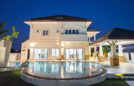 Villa – Pattaya, Chonburi, Tailandia. $467 000