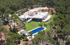 Villa – Ibiza, Islas Baleares, España. 13 400 €  por semana