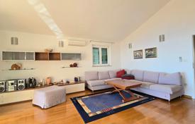 3 dormitorio piso 94 m² en Ičići, Croacia. 431 000 €