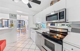 Condominio – South Ocean Drive, Hollywood, Florida,  Estados Unidos. $490 000