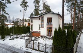Adosado – Jurmala, Letonia. 395 000 €