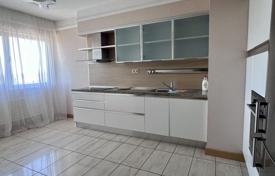 3 dormitorio piso 92 m² en Zemgale Suburb, Letonia. 174 000 €