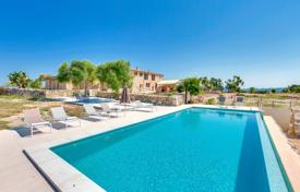 Villa – Mallorca, Islas Baleares, España. 3 140 €  por semana