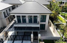 4 dormitorio villa 330 m² en Pattaya, Tailandia. $563 000