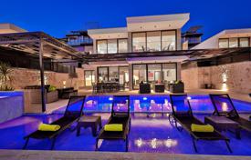 Villa – Kalkan, Antalya, Turquía. 6 900 €  por semana