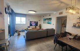 5 dormitorio piso 130 m² en Holon, Israel. $1 121 000