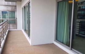 3-dormitorio apartamentos en condominio en Pathum Wan, Tailandia. $4 300  por semana