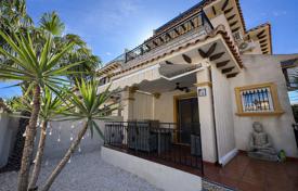 2 dormitorio piso en Orihuela Costa, España. 230 000 €
