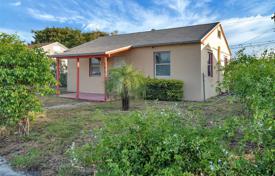 Casa de pueblo – Riviera Beach, Florida, Estados Unidos. $255 000