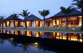 4 dormitorio villa en Phuket, Tailandia. $12 700  por semana