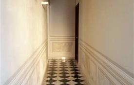 3 dormitorio piso 184 m² en Florencia, Italia. 1 700 000 €