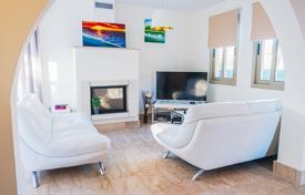 3 dormitorio chalet 207 m² en Poli Crysochous, Chipre. 550 000 €