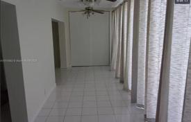 3 dormitorio casa de pueblo 148 m² en Pompano Beach, Estados Unidos. $400 000