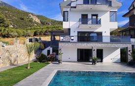 6 dormitorio villa 270 m² en Ölüdeniz, Turquía. 52 576 000 TRY