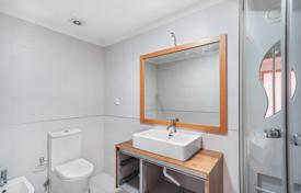 4 dormitorio piso 208 m² en Vila Nova de Gaia, Portugal. 495 000 €