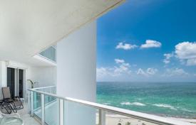 Piso – Collins Avenue, Miami, Florida,  Estados Unidos. $690 000