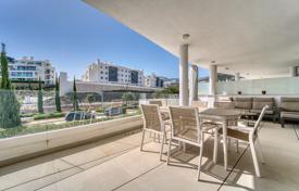 2 dormitorio piso 86 m² en Cordoba, España. 560 000 €