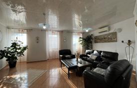 10 dormitorio casa de pueblo 380 m² en Kastav, Croacia. 390 000 €