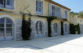 4 dormitorio villa en Gassin, Francia. 12 700 €  por semana