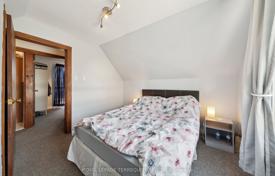 6 dormitorio casa de pueblo en Etobicoke, Canadá. C$1 249 000
