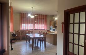 1 dormitorio casa de pueblo 934 m² en Debrecen, Hungría. 1 393 000 €