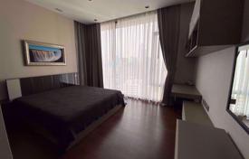 2-dormitorio apartamentos en condominio en Khlong Toei, Tailandia. $3 060  por semana