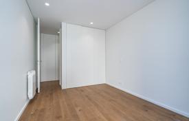 4 dormitorio piso 178 m² en Porto (city), Portugal. 740 000 €