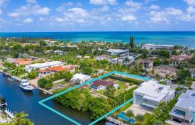 Chalet – Golden Beach, Florida, Estados Unidos. $3 500 000