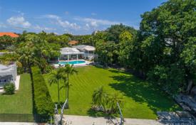 Villa – Key Biscayne, Florida, Estados Unidos. $10 990 000