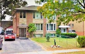 4 dormitorio adosado en Etobicoke, Canadá. C$1 551 000