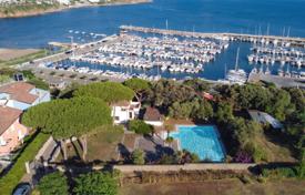 16 dormitorio finca rústica 355 m² en Piombino, Italia. 1 790 000 €