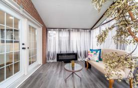 5 dormitorio casa de pueblo en North York, Canadá. C$1 984 000
