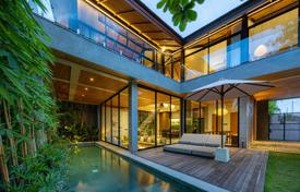 3 dormitorio villa 242 m² en Jalan Umalas, Indonesia. $479 000