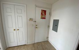 6 dormitorio piso en Scarborough, Canadá. C$729 000