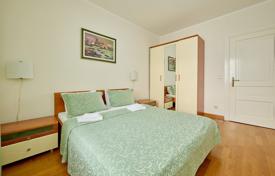4 dormitorio piso 131 m² en Sveti Stefan, Montenegro. 550 000 €