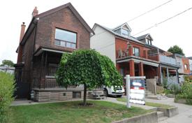 Casa de pueblo – Old Toronto, Toronto, Ontario,  Canadá. C$1 092 000