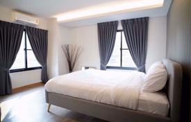 3 dormitorio piso en Watthana, Tailandia. 3 040 €  por semana