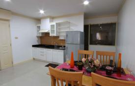 2-dormitorio apartamentos en condominio en Khlong Toei, Tailandia. $245 000