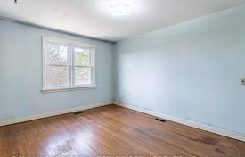 11 dormitorio casa de pueblo en Etobicoke, Canadá. C$1 358 000
