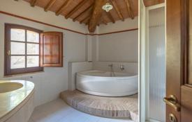19 dormitorio finca rústica 536 m² en Rapolano Terme, Italia. 1 320 000 €