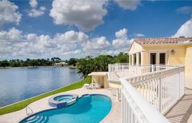 Villa – Hollywood, Florida, Estados Unidos. $2 850 000