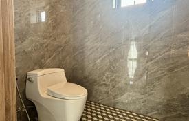 5 dormitorio villa 729 m² en Pattaya, Tailandia. $596 000