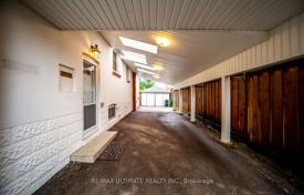 5 dormitorio casa de pueblo en Etobicoke, Canadá. C$1 411 000