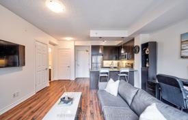 4 dormitorio piso en North York, Canadá. C$684 000