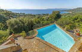 7 dormitorio villa en Le Lavandou, Francia. 2 490 000 €