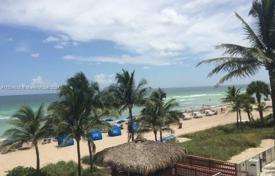 1-dormitorio apartamentos en condominio 92 m² en Collins Avenue, Estados Unidos. $480 000