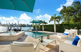 4 dormitorio villa 188 m² en Miami Beach, Estados Unidos. $6 500 000