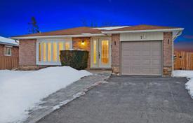 Casa de pueblo – Scarborough, Toronto, Ontario,  Canadá. C$1 446 000